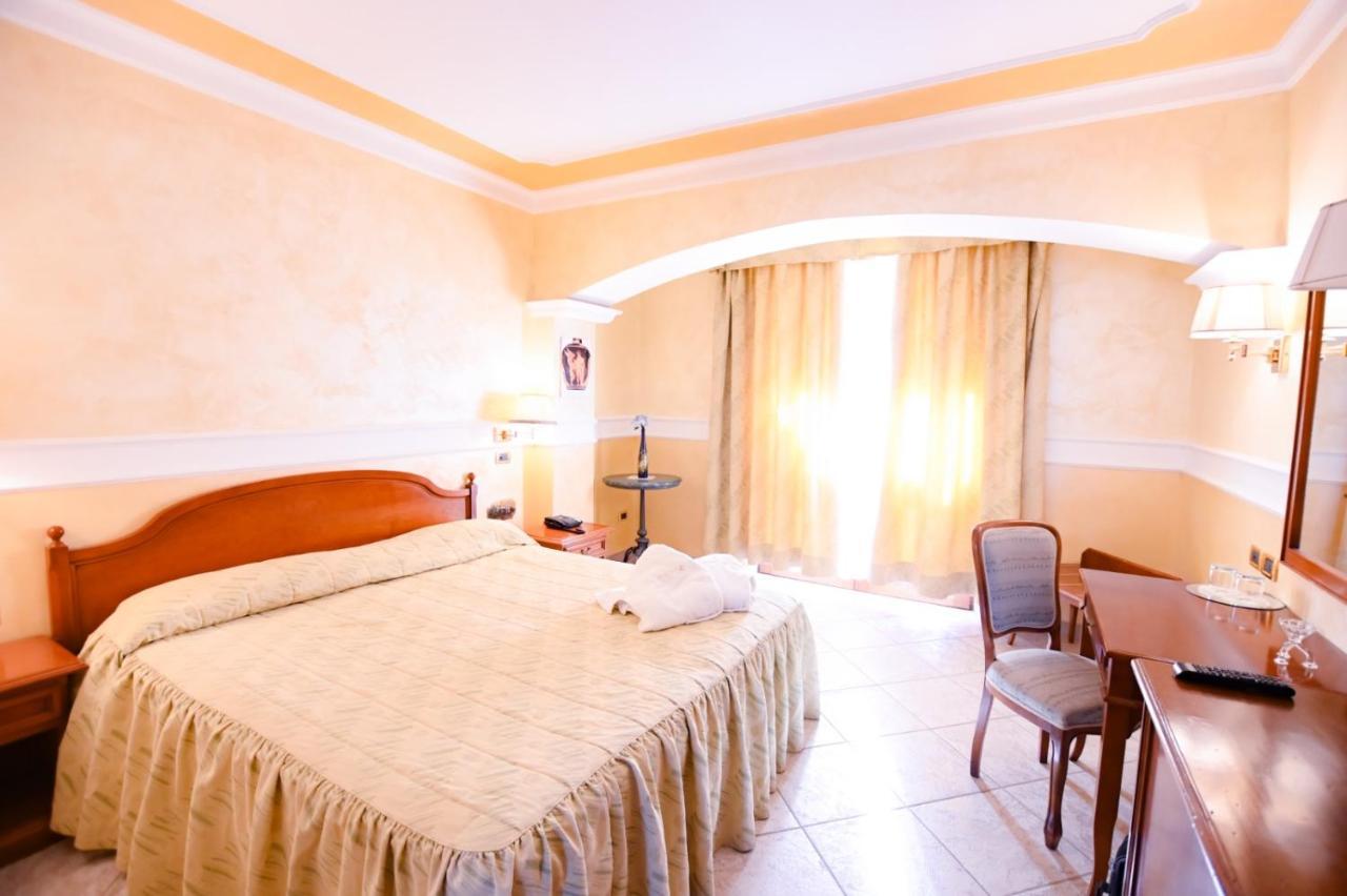Afrodite Boutique 5*